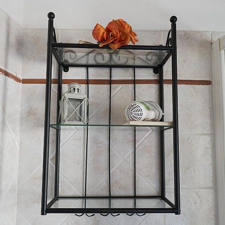 B&B Le Undici Lune Сан-Джиминьяно Экстерьер фото