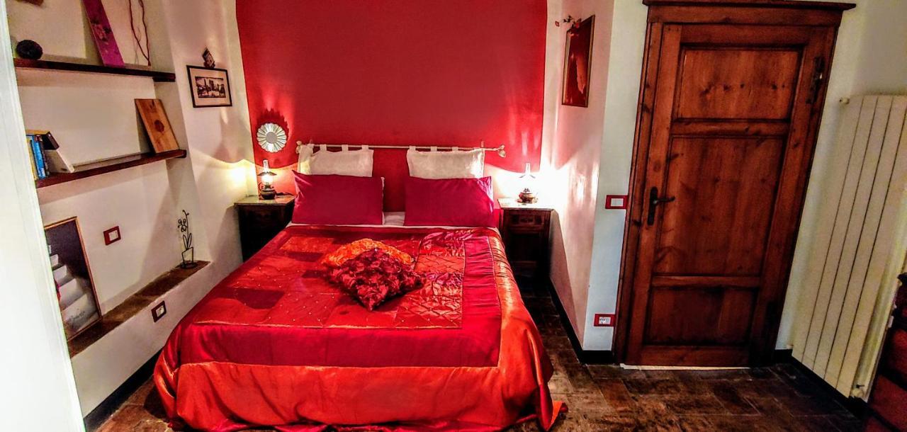 B&B Le Undici Lune Сан-Джиминьяно Экстерьер фото