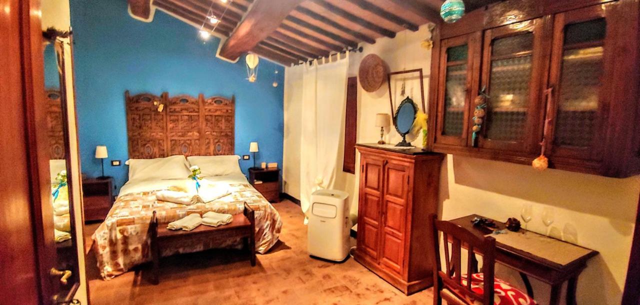 B&B Le Undici Lune Сан-Джиминьяно Экстерьер фото