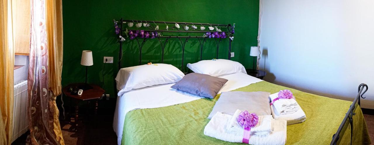 B&B Le Undici Lune Сан-Джиминьяно Экстерьер фото